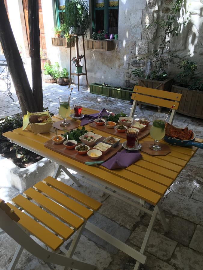 Готель Cicekli Konak Antakya Екстер'єр фото